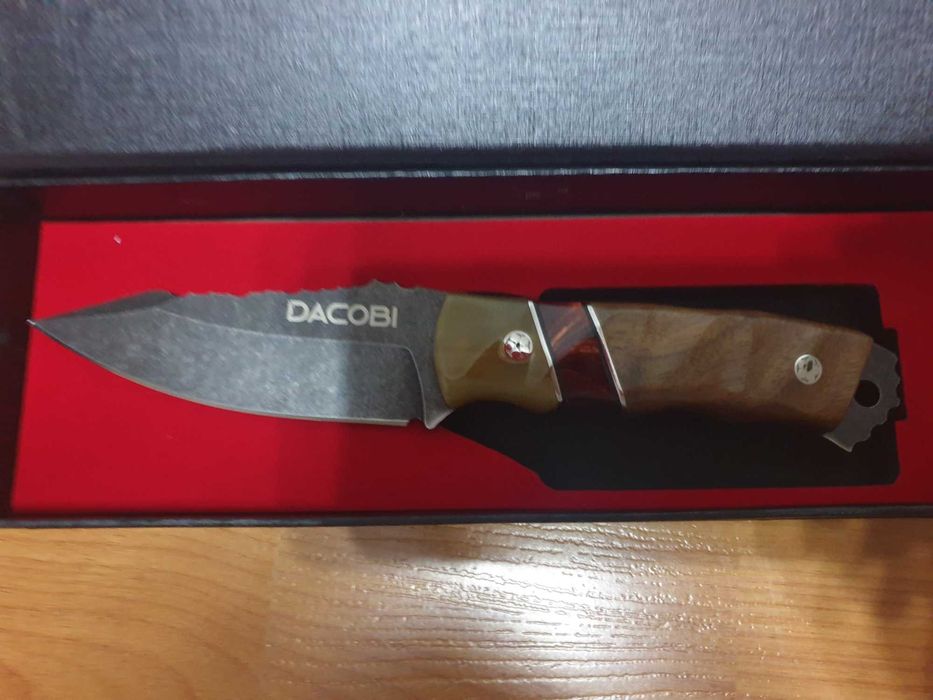 Cutit Grizzly pentru camping