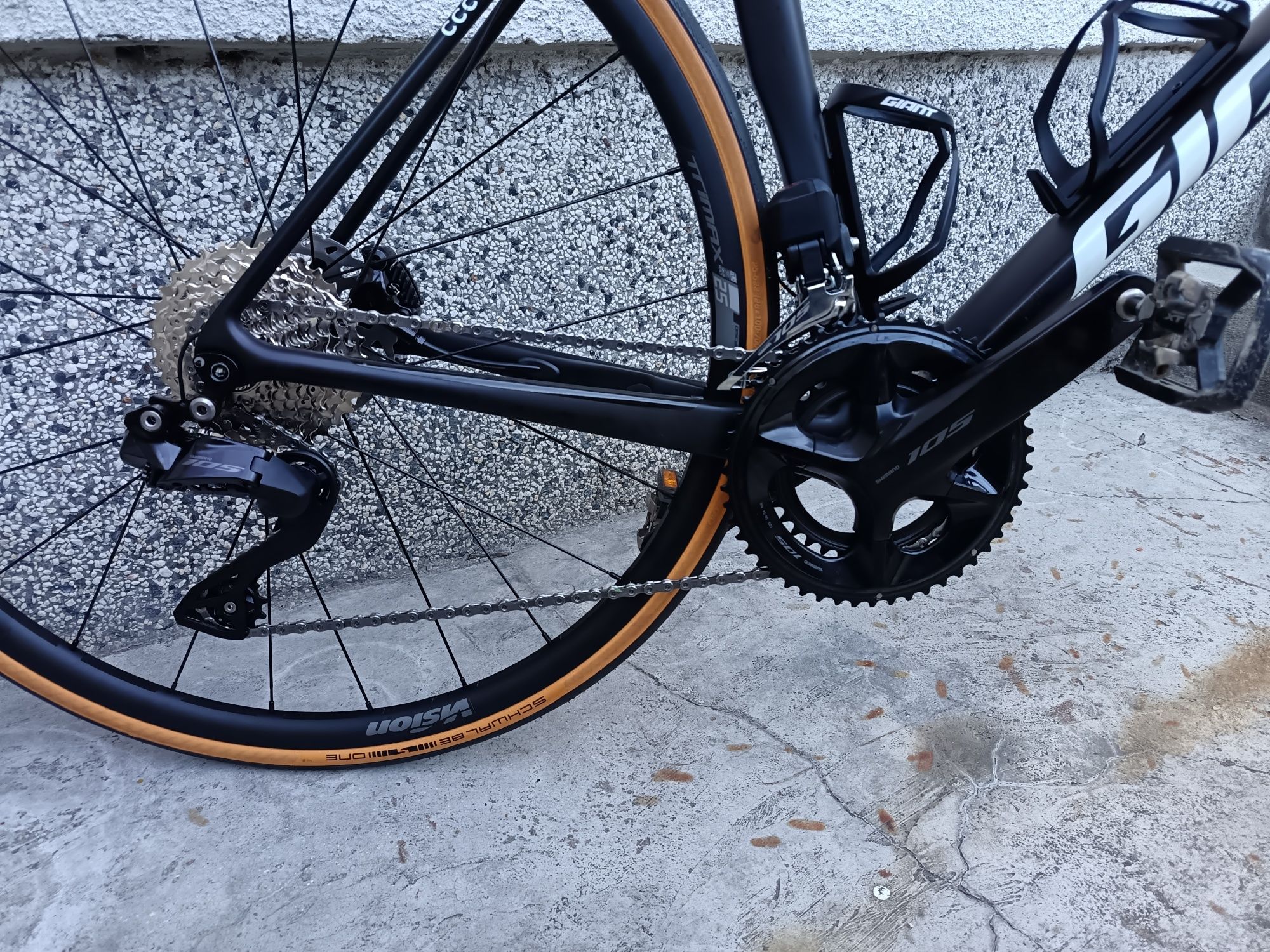 Карбонов шосеен велосипед Giant TCR Advanced Pro Team Disc 2021 г