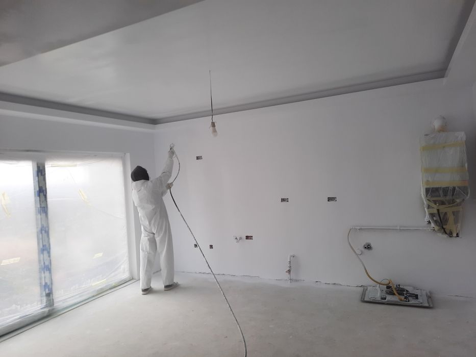 Montaj rigips Zugravit mecanizat Amenajări renovări