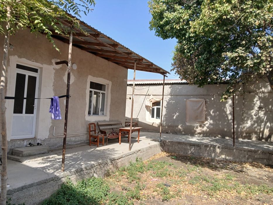 Uchastka sotiladi