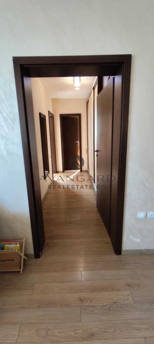 Продава се Тристаен апартамент в Пловдив, Тракия - 130 кв.м за 1924 €/кв.м - Снимка #8