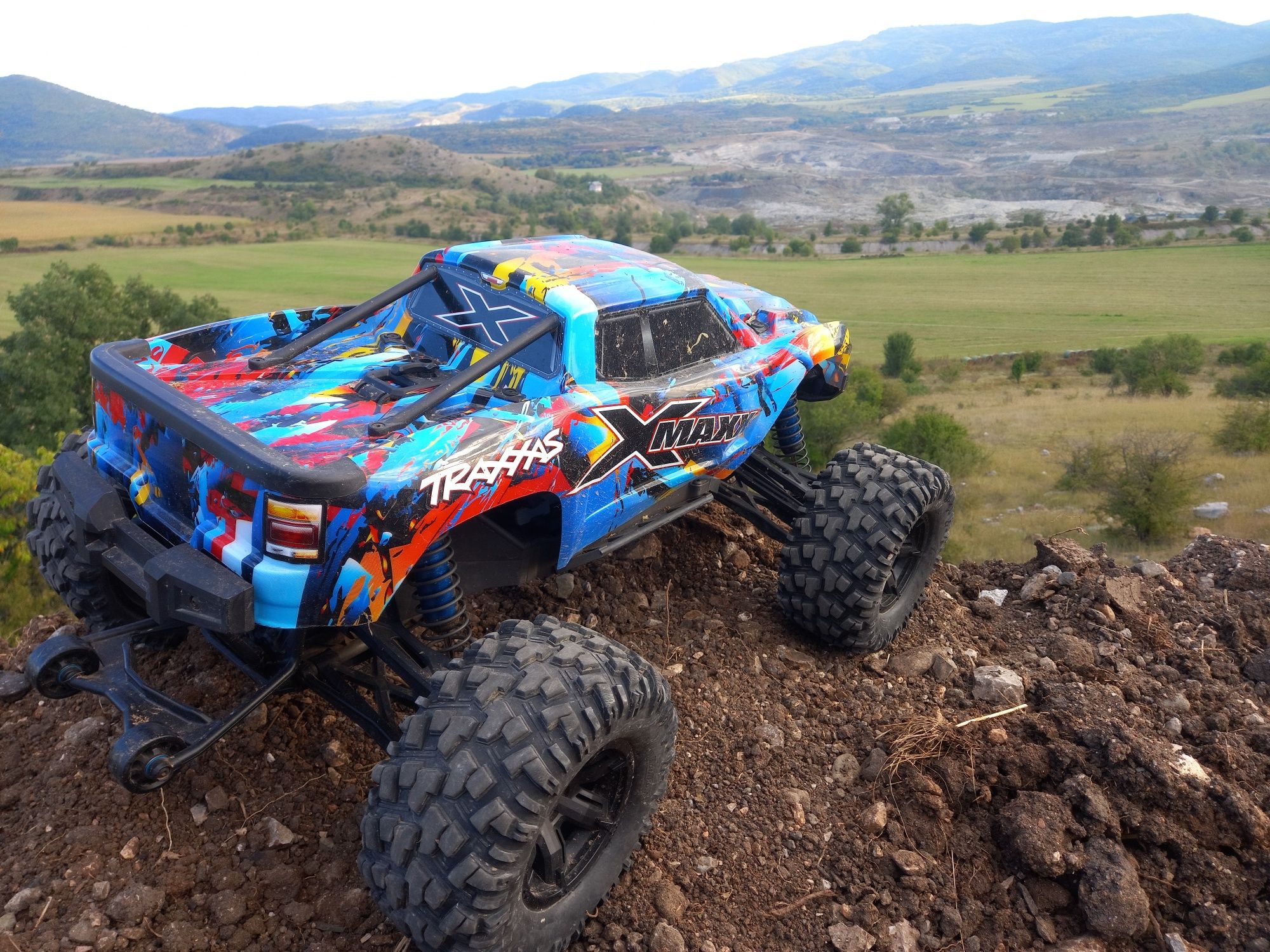 Traxas X-maxx monster