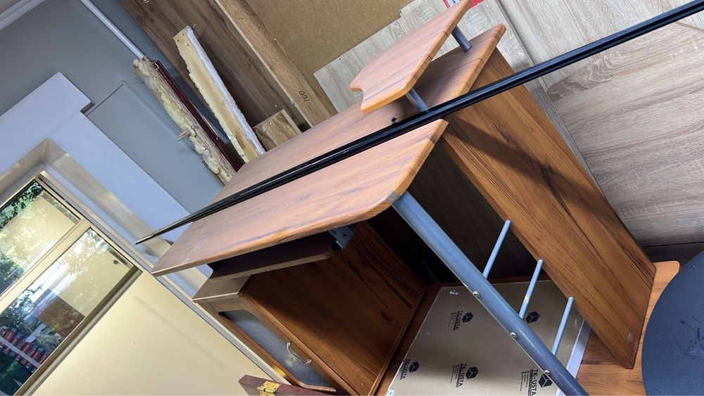 Продам кресла офисные, компьютерные столы,