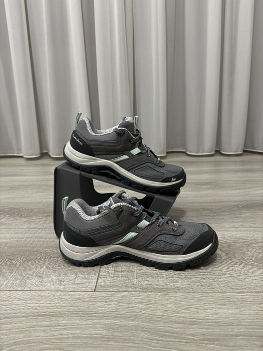 Adidasi hiking Quecha, 37