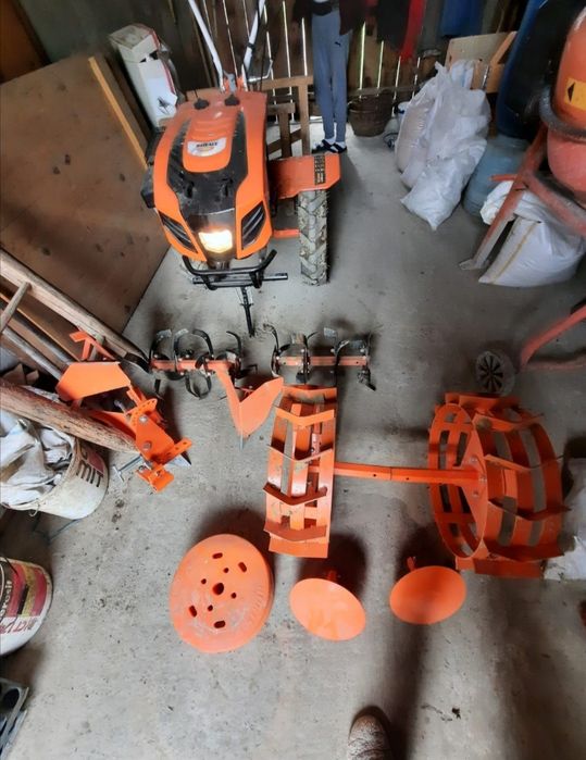 Motocultor Profesional Ruris 18Cp
L am cumpărat acum un an și din cauz