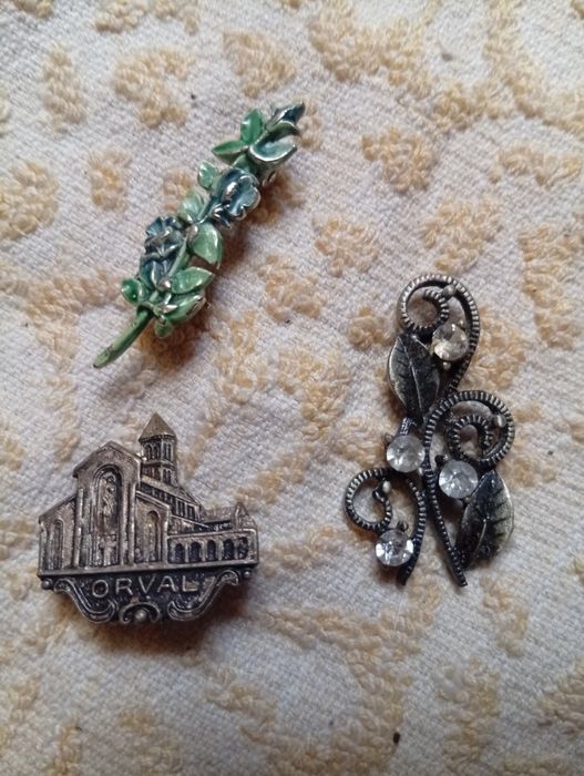 Broșe vechi de colecție