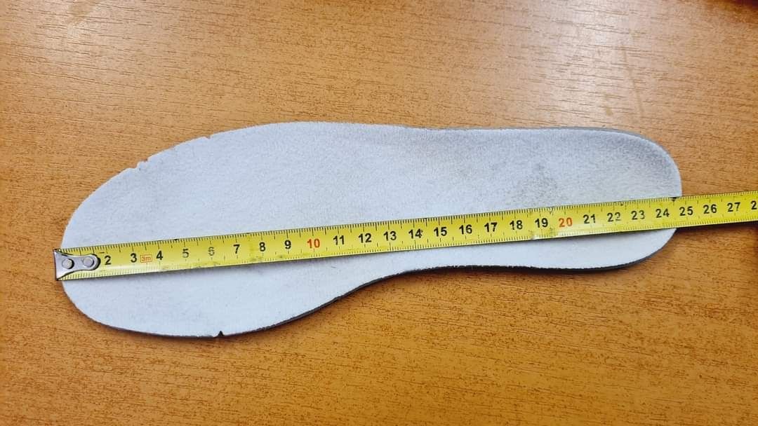 Jordan Nr 38,5 Preț 230 lei int 25 cm