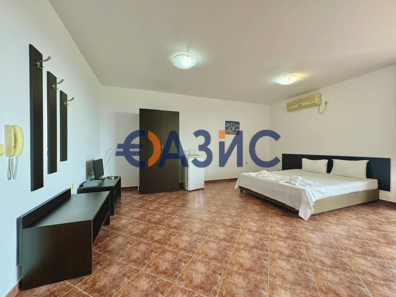 Продава се Едностаен апартамент в с. Кошарица, Област Бургас - 53 кв.м за 955 €/кв.м - Снимка #8