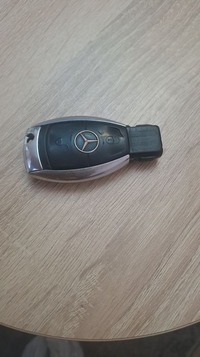 Продавам ключ за мерцедес