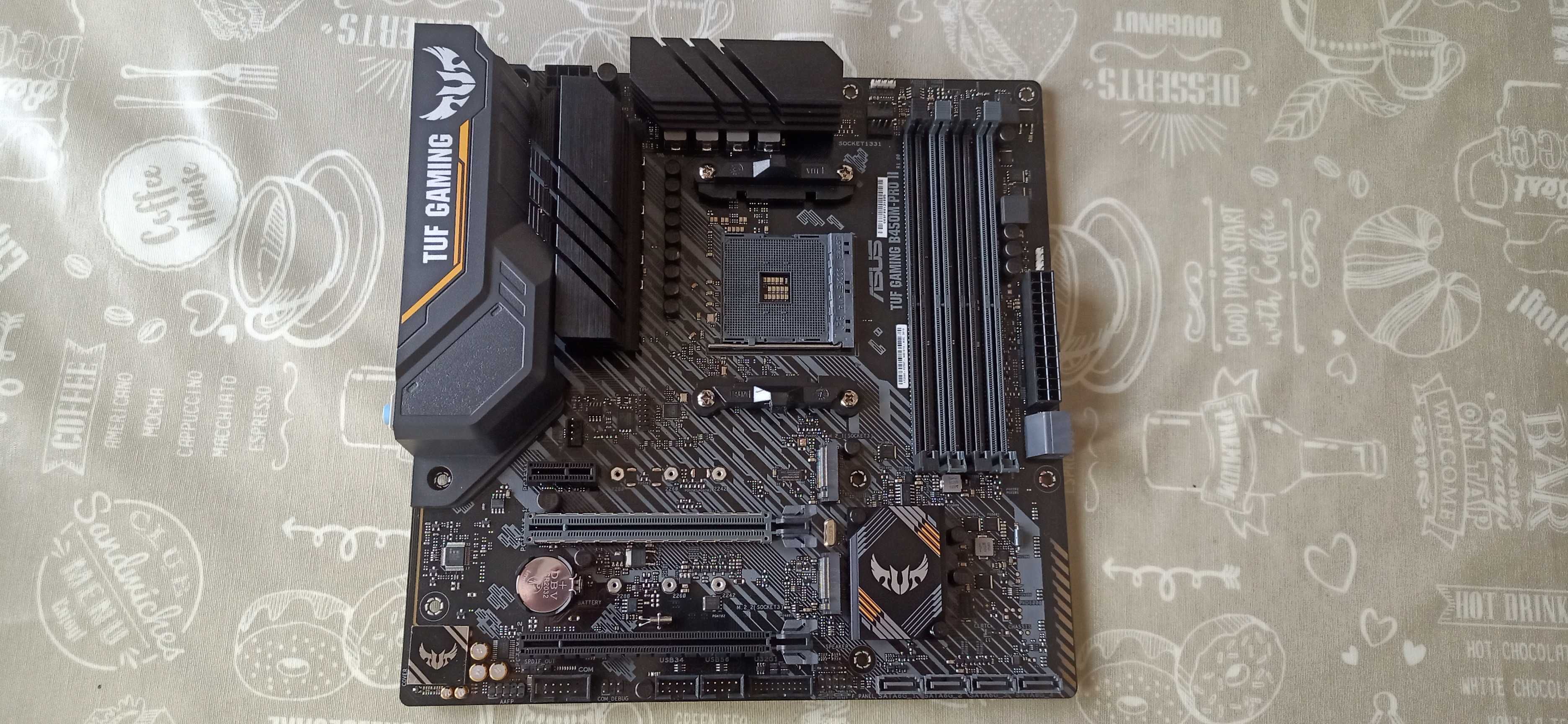 Продавам днна платка ASUS TUF GAMING B450M-PRO II