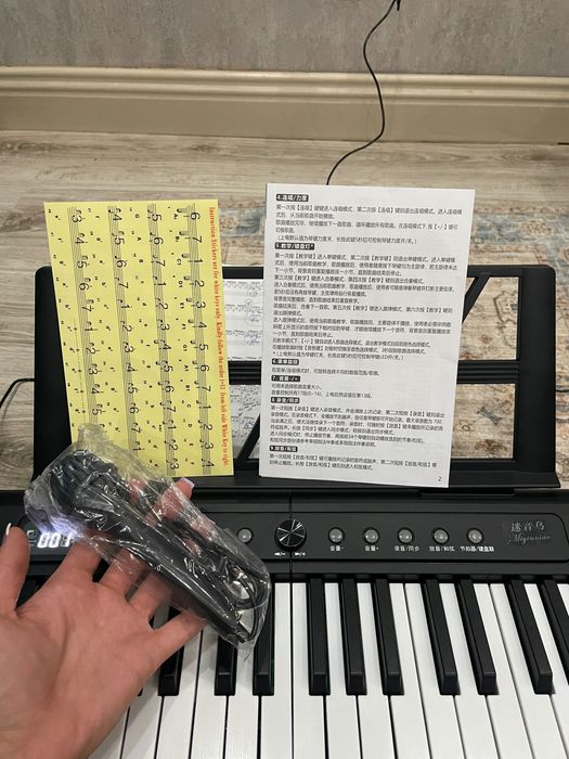 Синтезатор 88 клавиш