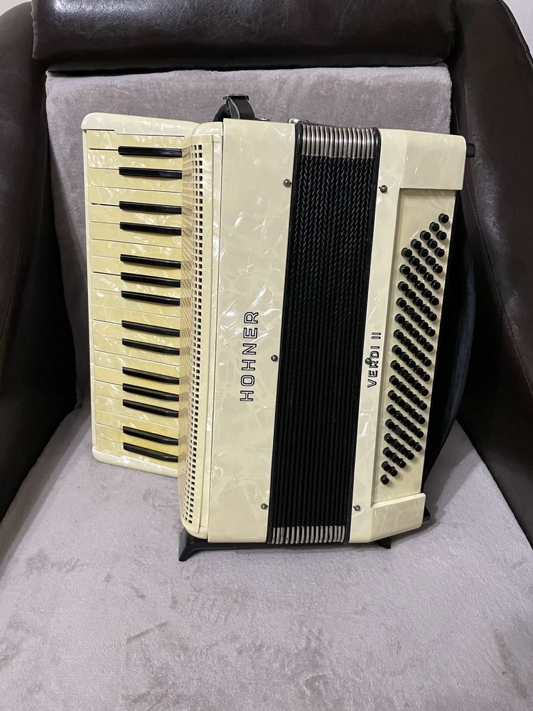 Acordeon de vanzare Verdi 2 in sita 80 de basii