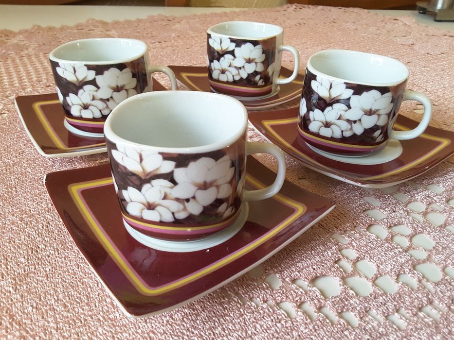 Сервиз за късо кафе