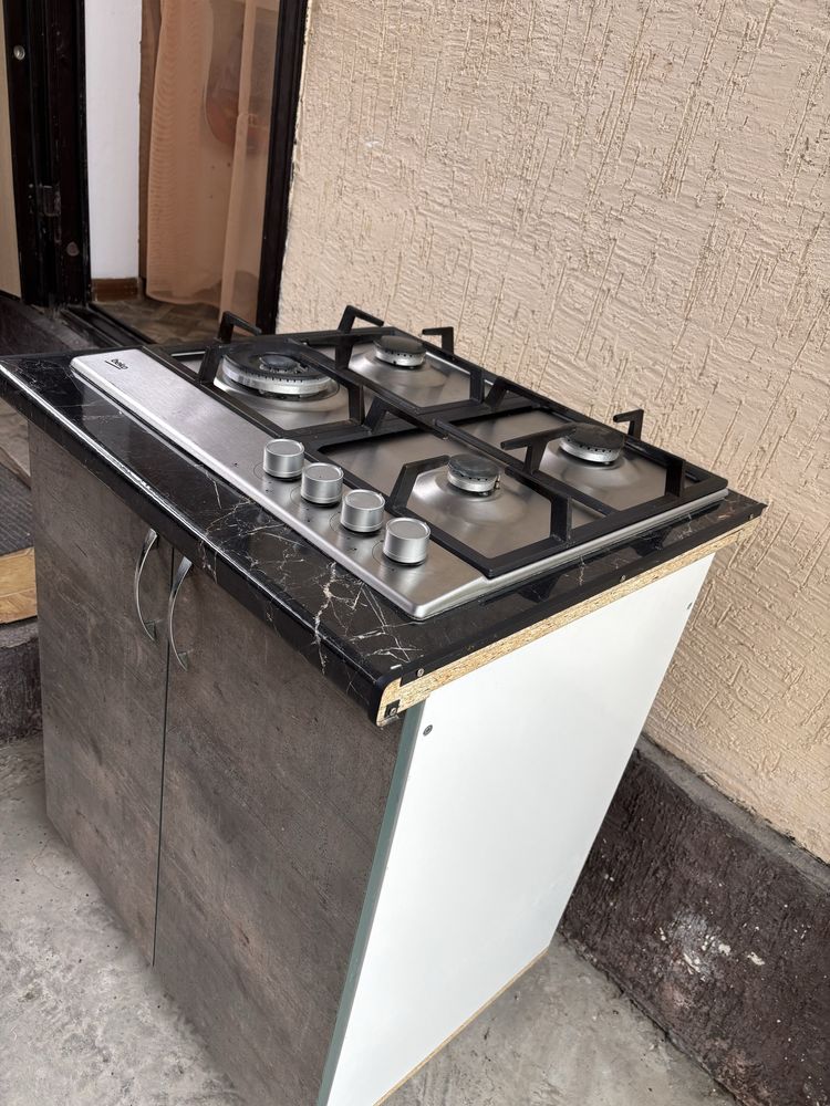 Продается встраиваемая газовая варочная панель со шкафчиком