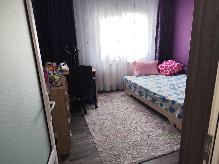 Vand apartament sau schimb cu casa