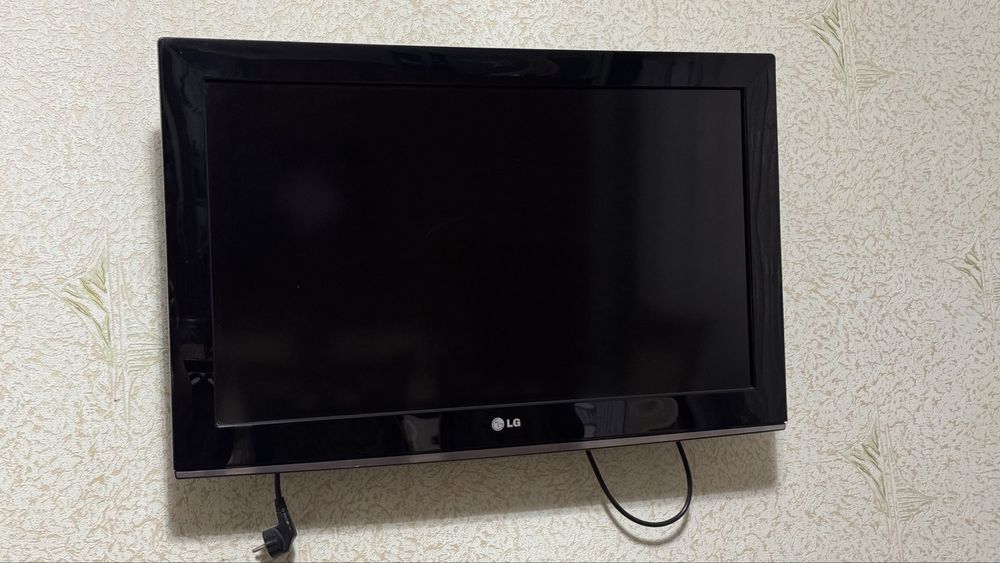 LG televizor 32 lik 500 000 so’m srochno