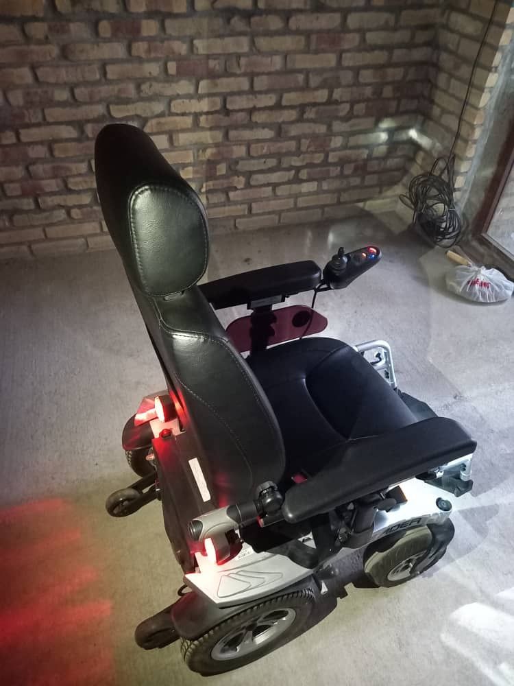 Продам электро-Инвалидную коляску