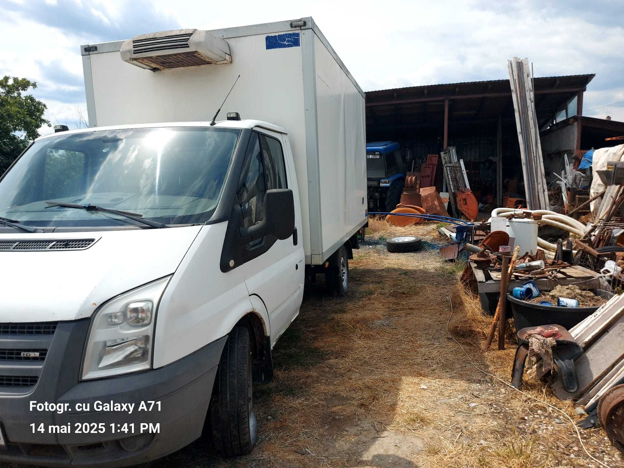 FORD TRANSIT cu izoterma