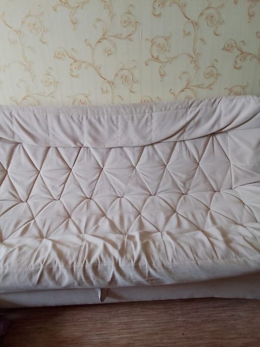 Продам диван отличный