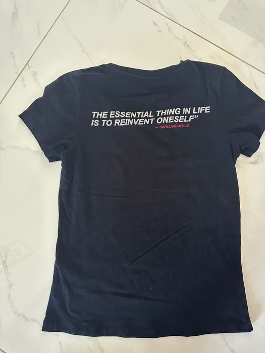 Дамска Тениска Карл