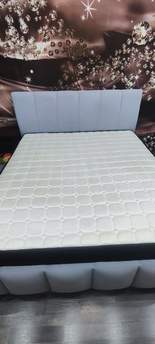 Продам кровать 180х200