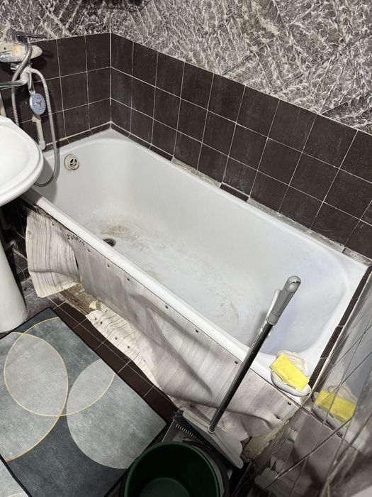 Продается чугунная ванна