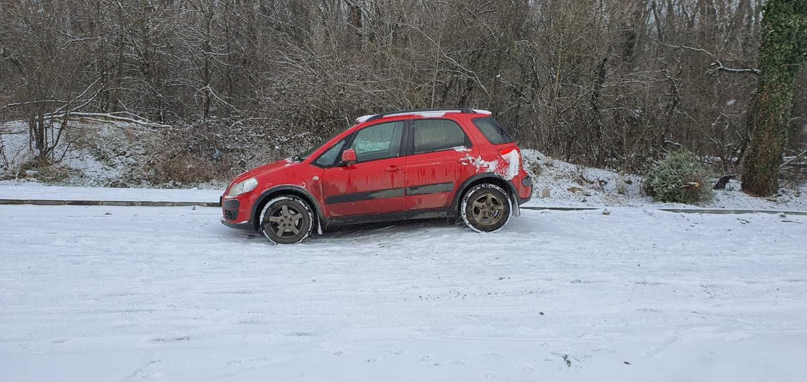 Suzuki SX4  4x4  benzina 1.6 210 000 km