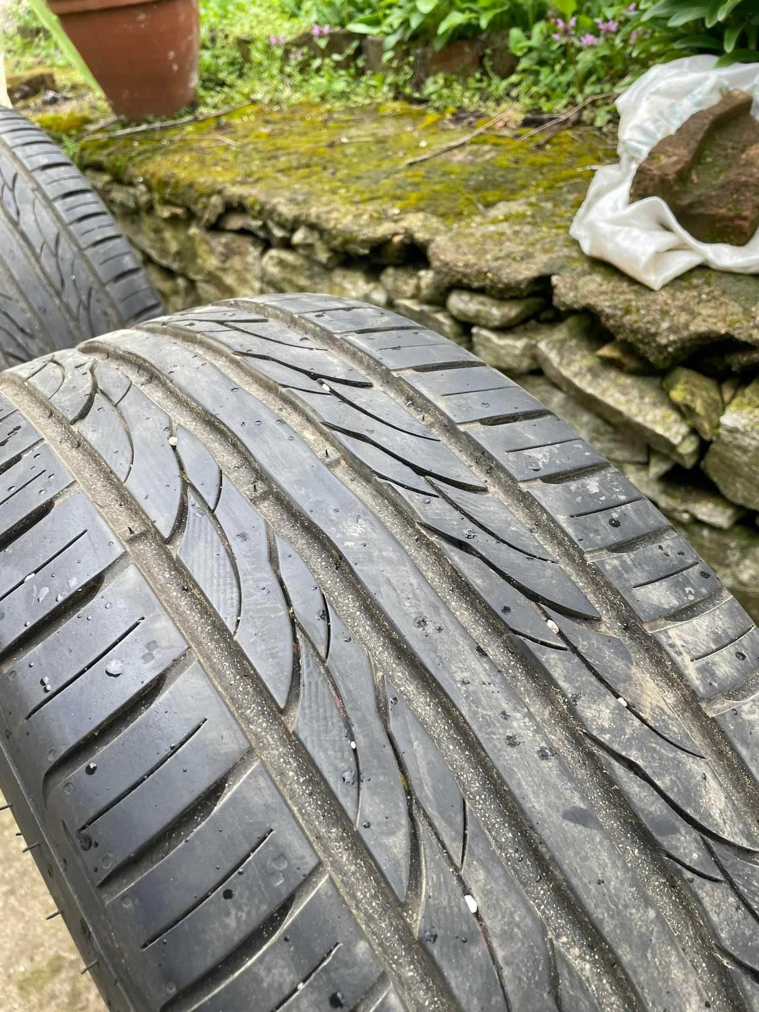 245/45/18 - Kumho DOT 20, 255/45/18 Pirelli P Zero DOT 16