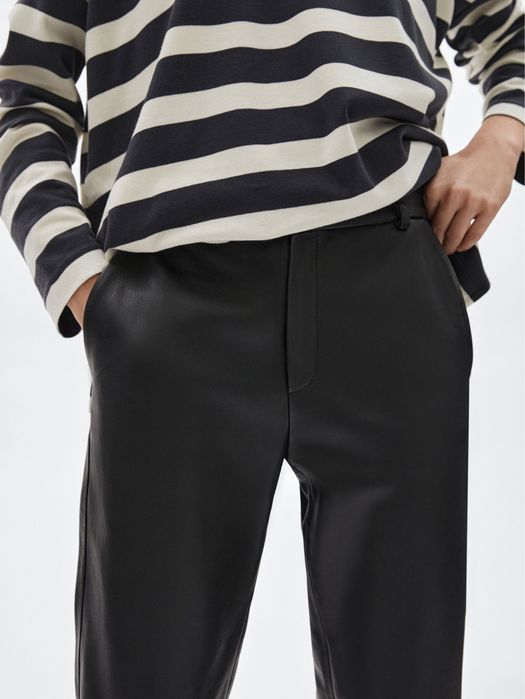 Pantaloni din piele Massimo Dutti