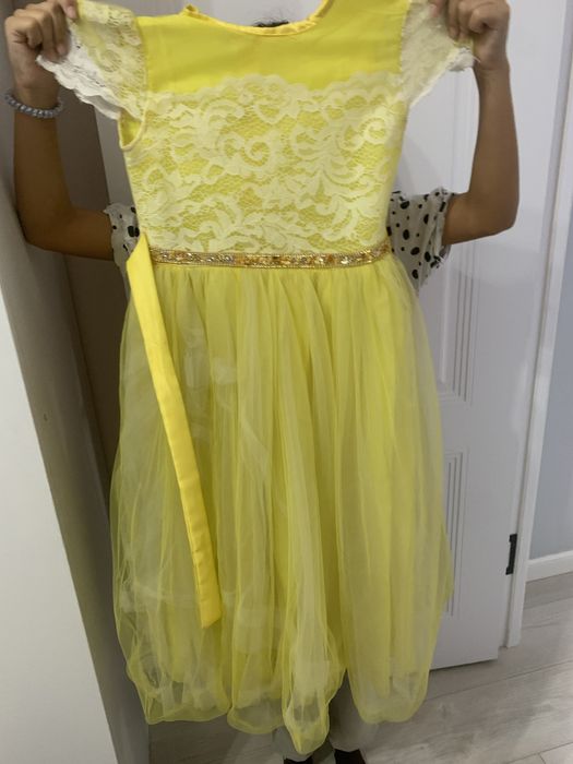 Продам желтое платье