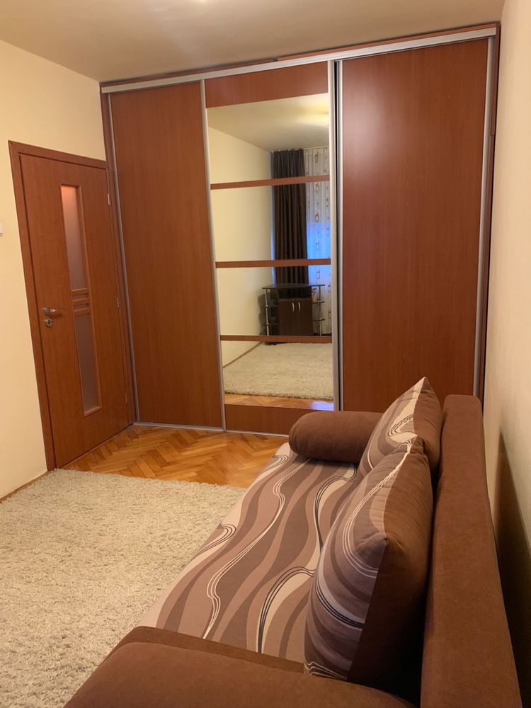 Apartament 2 camere, centru-Campia Turzii