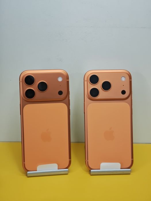 17 Pro 256 Cosmic Orange Nou