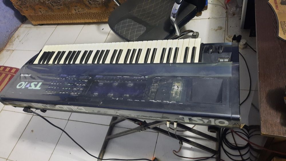 Ensoniq ts 10 sotiladi arzon