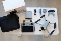 Drona DJI Mini 3 Fly More Combo DJI RC + geanta + accesorii