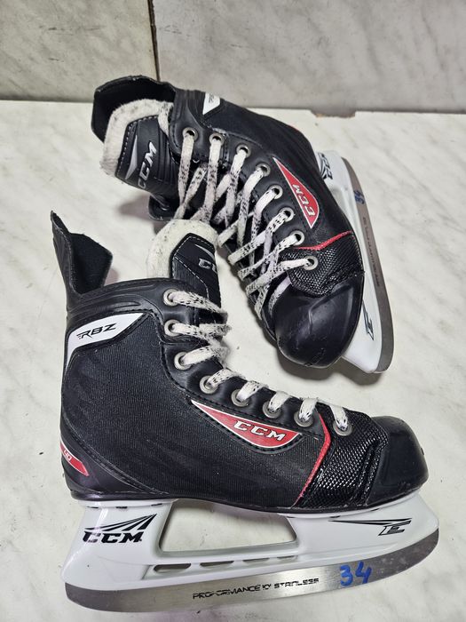 Patine 34 hochei hockey  CCM RBZ 40 marime 35  (  22,5 cm)