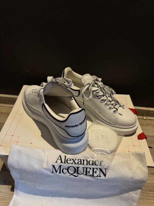 Alexander Mcqueen 39