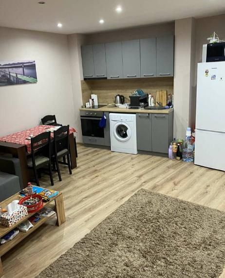 Дава се под наем Двустаен апартамент в Бургас, Меден рудник - зона Б - 60 кв.м за 357 € - Снимка #3