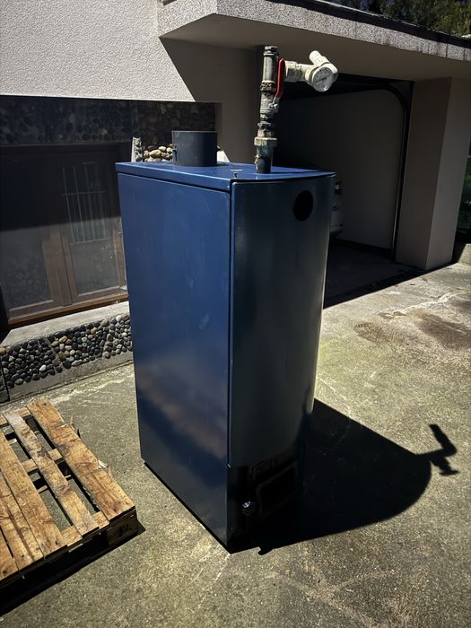 Пелетен котел с бункер