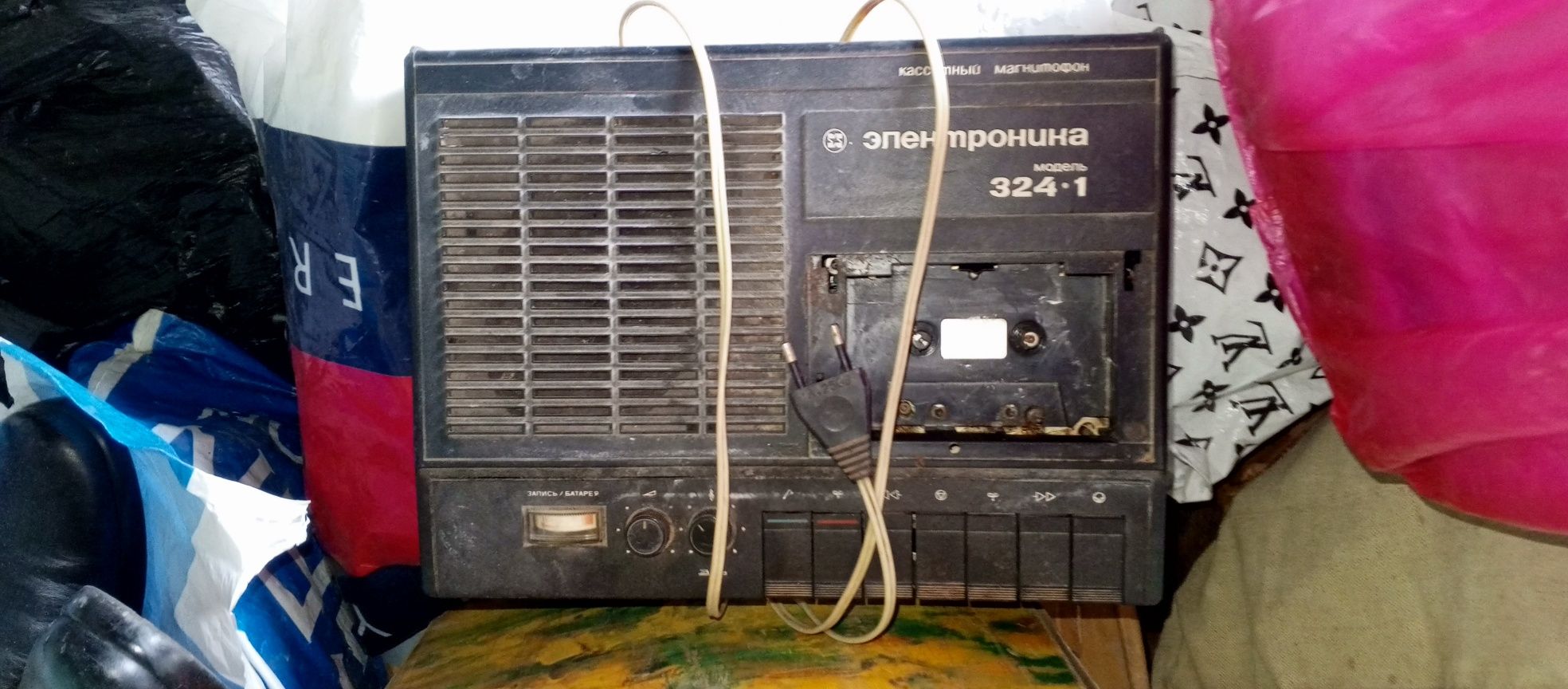 Электроника 324 и 302 работает нормально