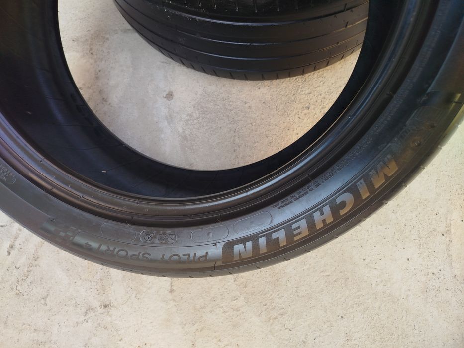245 45 R19 Shina Michelin 2 dona