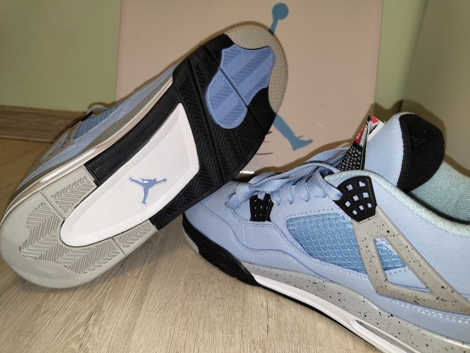 Маратонки Jordan 4 Blue