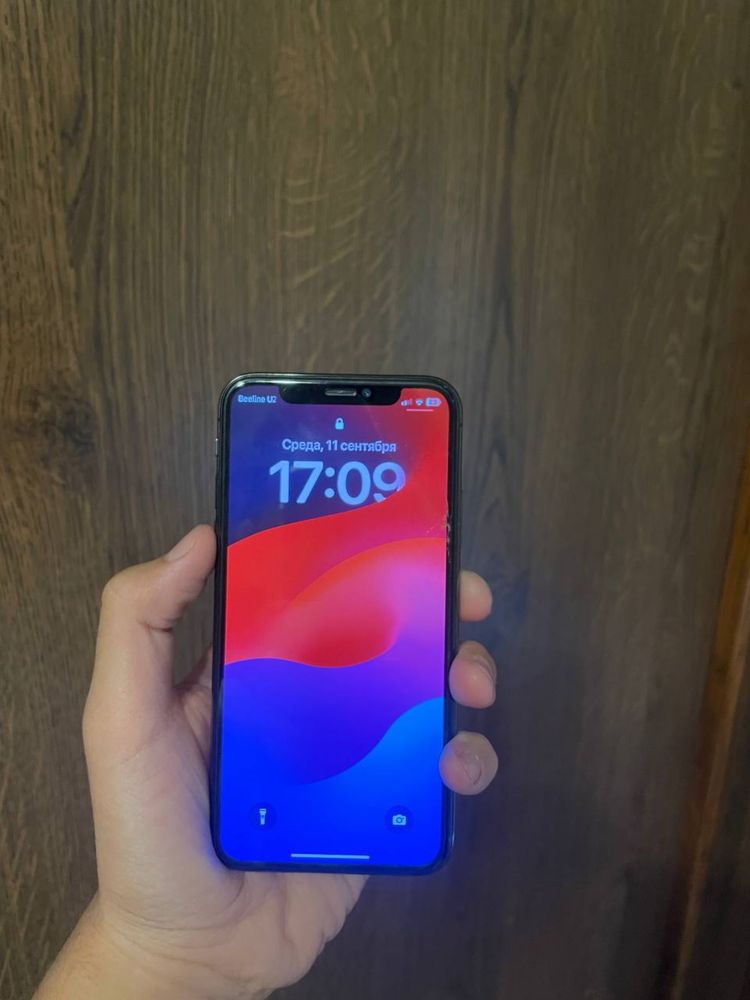 Iphone xs      .