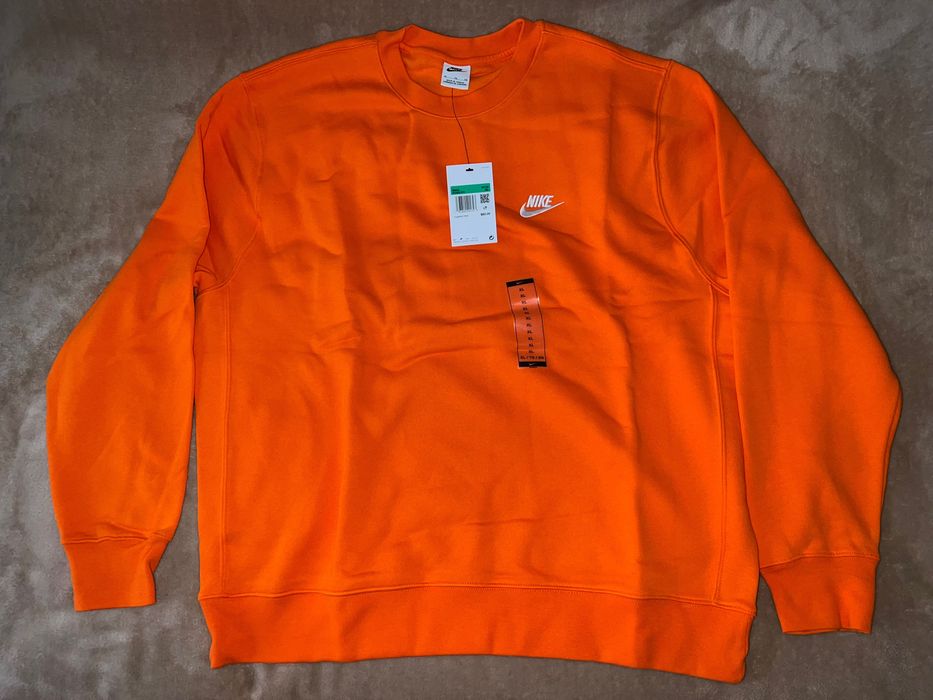Свитшот Nike оранжевый XL — стиль и комфорт.