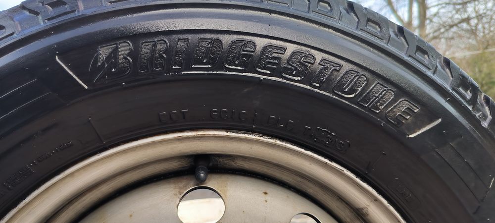 Anvelopa cu janta 215 70 R 15 C pentru Fiat Ducato