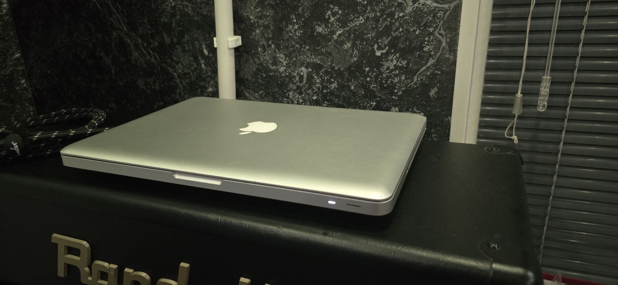 Срочно продам Macbook pro 13  2011 late