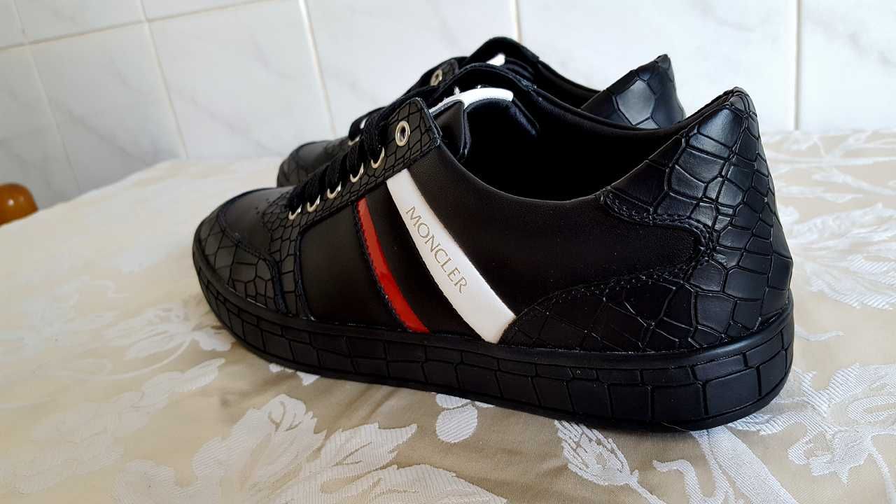 Moncler Low Top Sneaker Marime 42