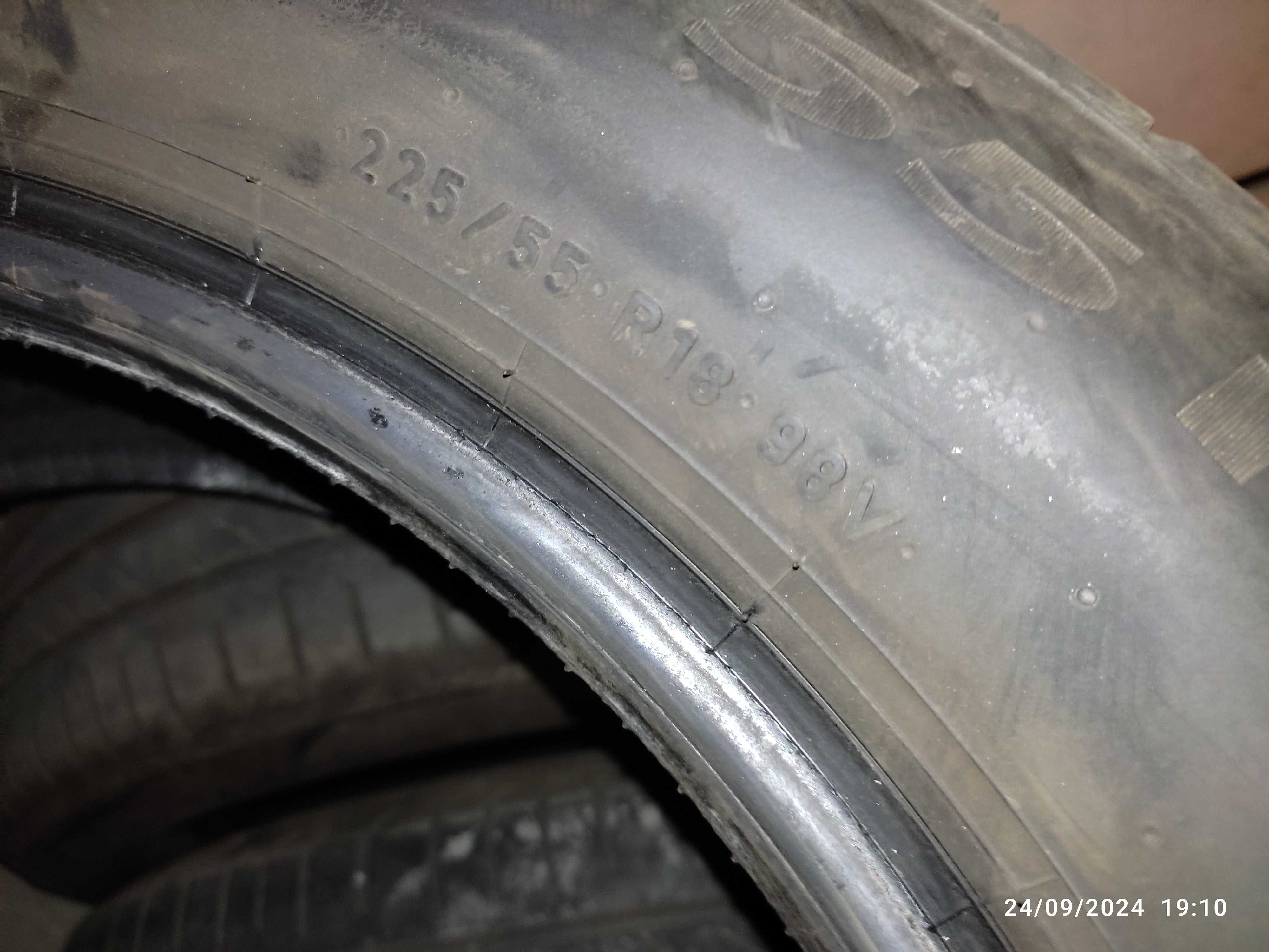 Гуми PIRELLI 225/55 R18 98v летни 4 бр.