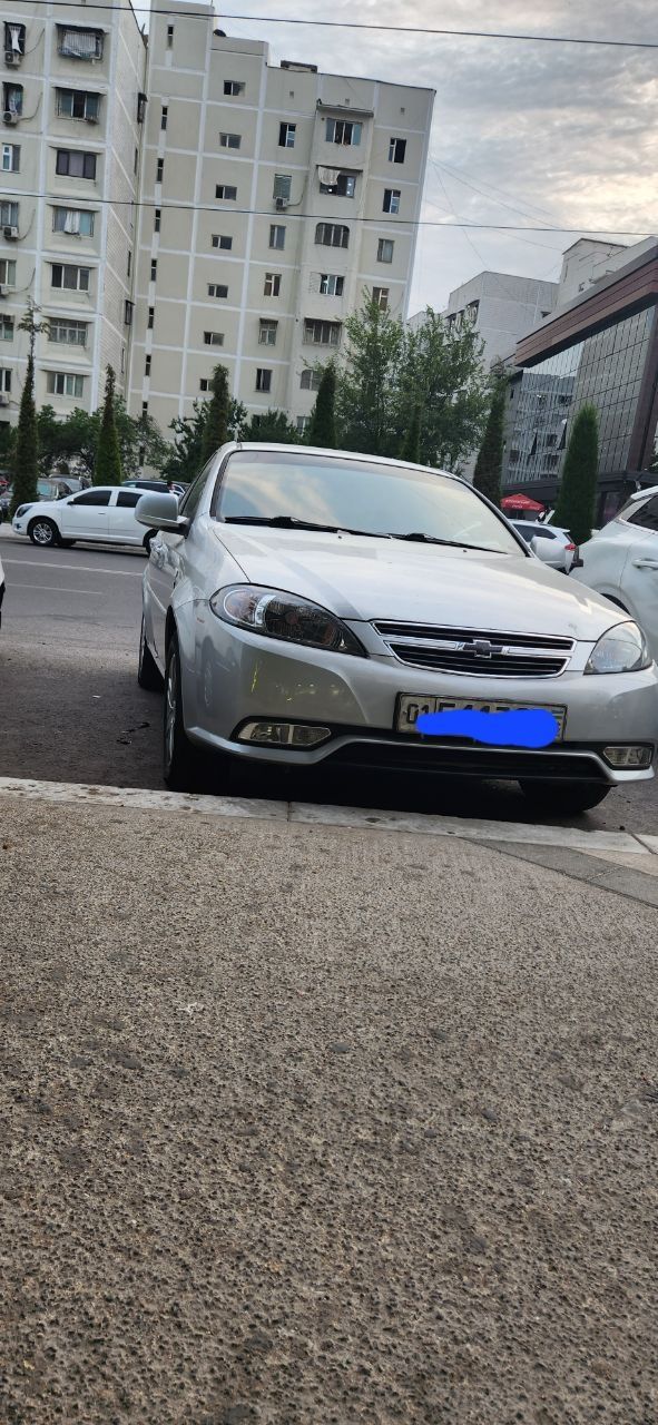 Chevrolet Gentra 2015 toza stalnoy 1evro aftamat gazli 8500$