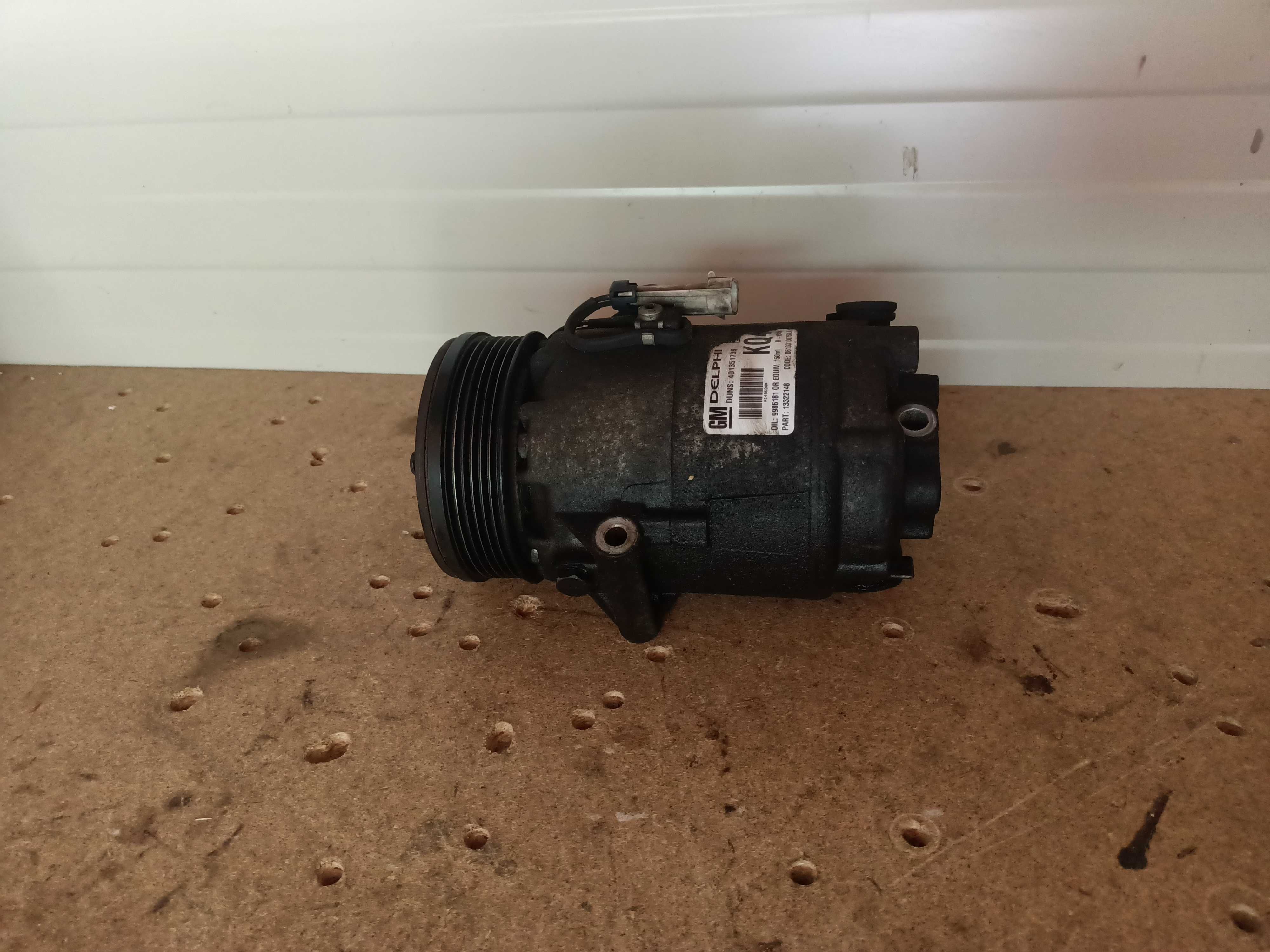 Compresor clima / Ac  1.7 CDTI Opel Astra J Meriva B Zafira B 13322148