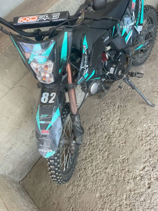 Cross 125 cc  kxd